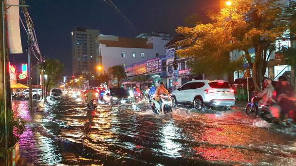 Flooded road in Vietnamese city